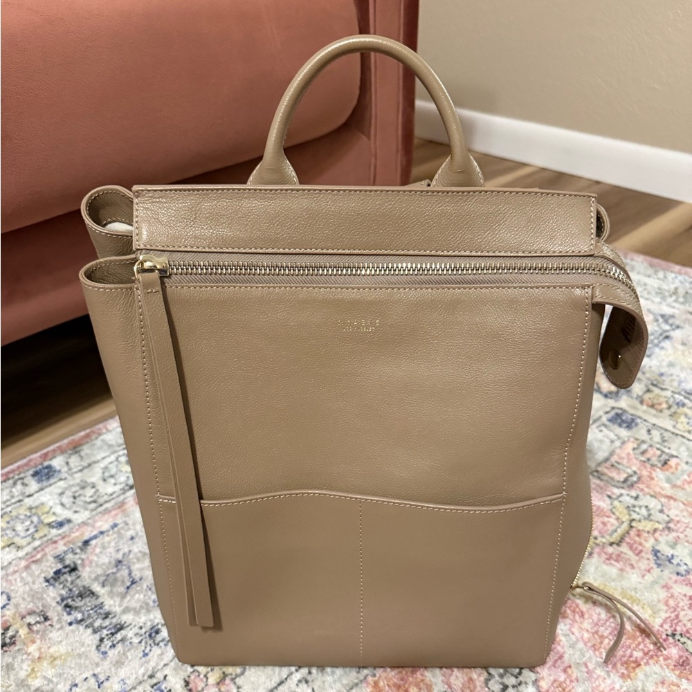Mina Baie Harper Leather Backpack in Desert - Picture 3 of 7